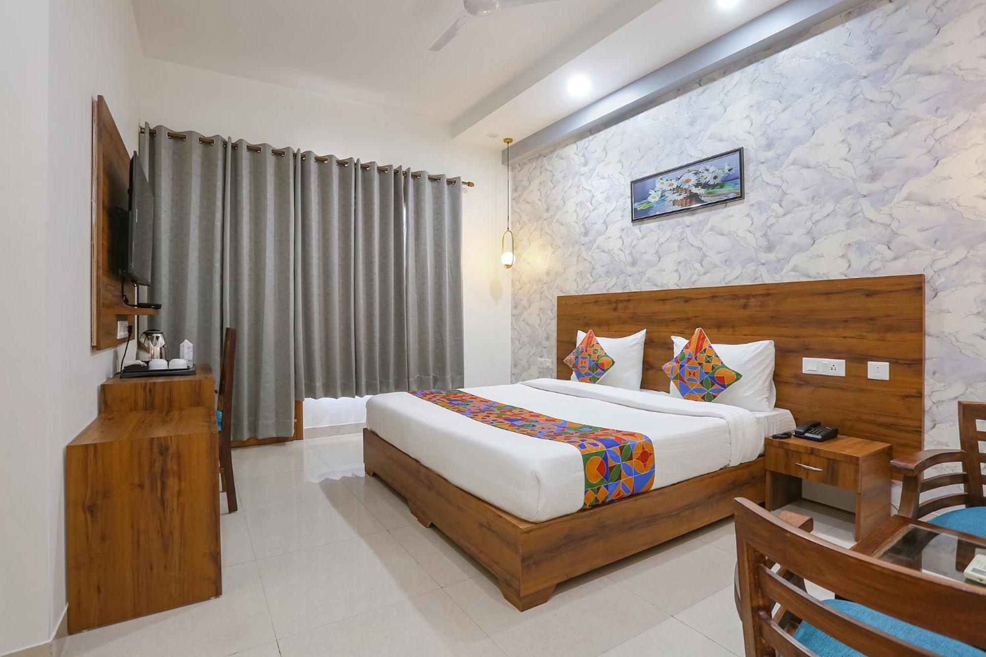 Fabhotel New Journey Hospitality Гургаон Екстериор снимка
