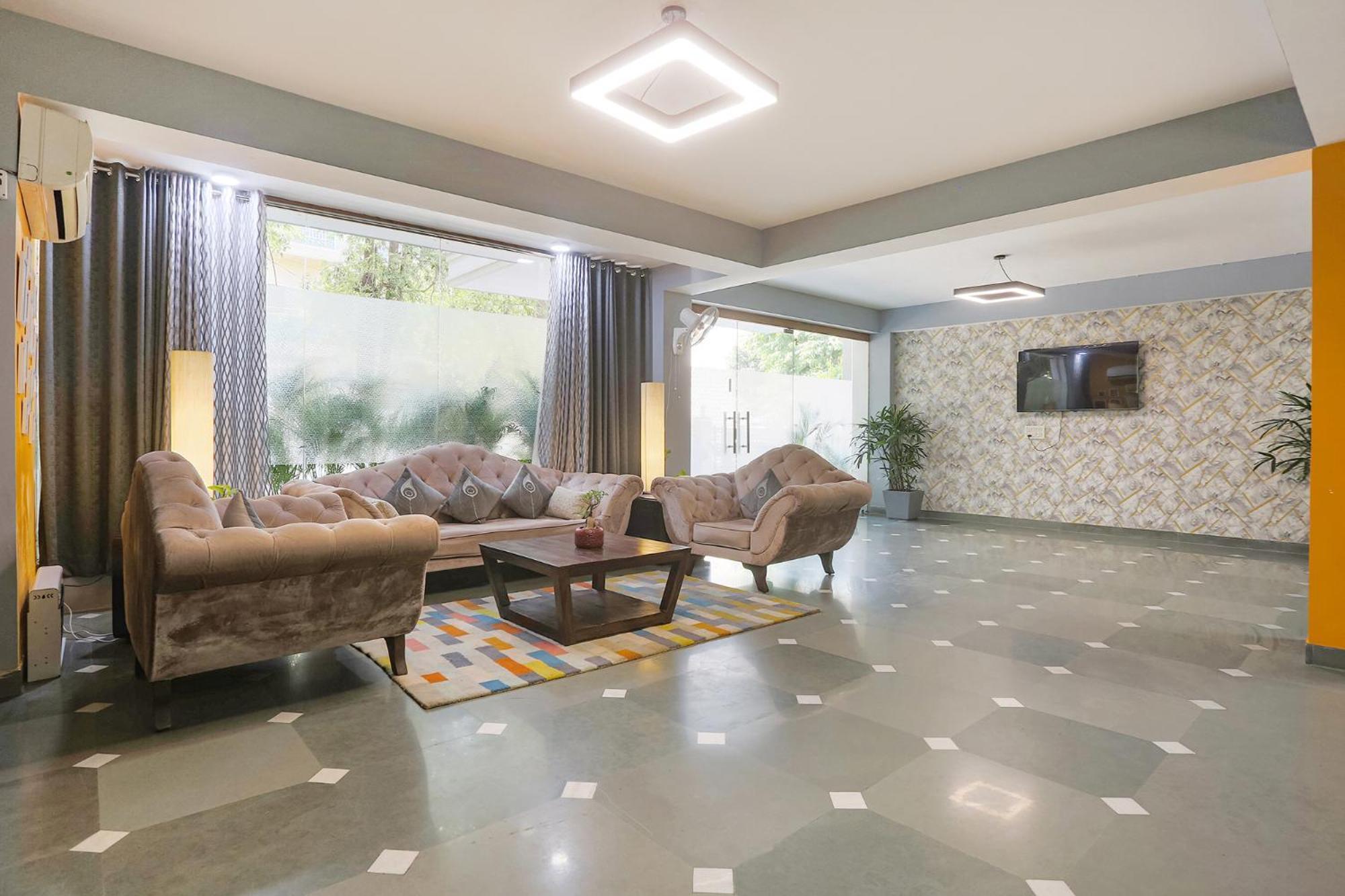 Fabhotel New Journey Hospitality Гургаон Екстериор снимка
