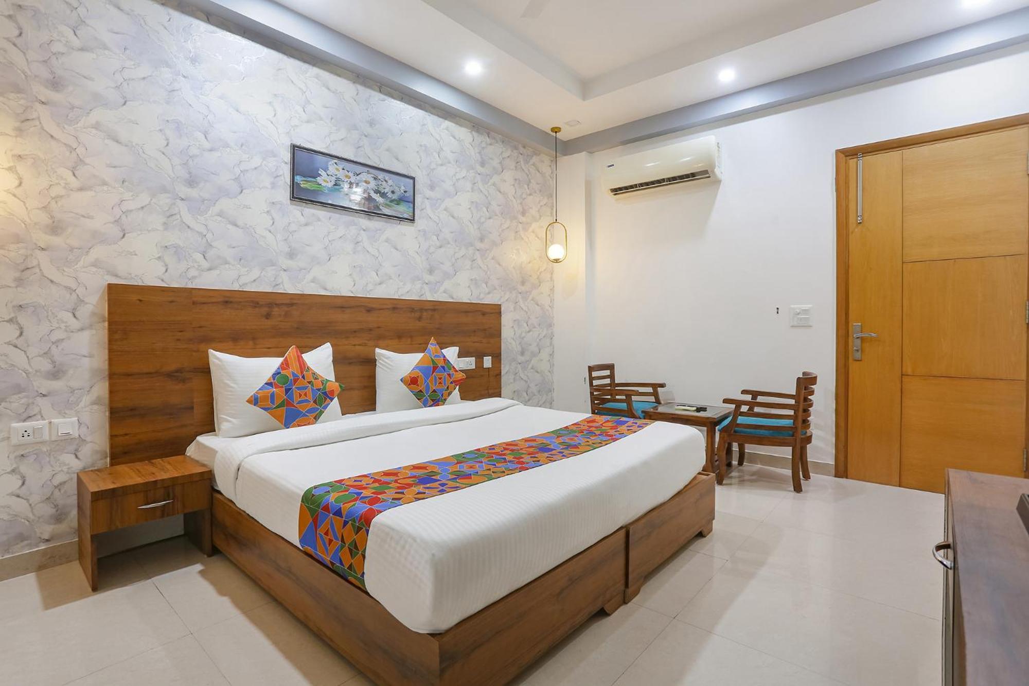Fabhotel New Journey Hospitality Гургаон Екстериор снимка