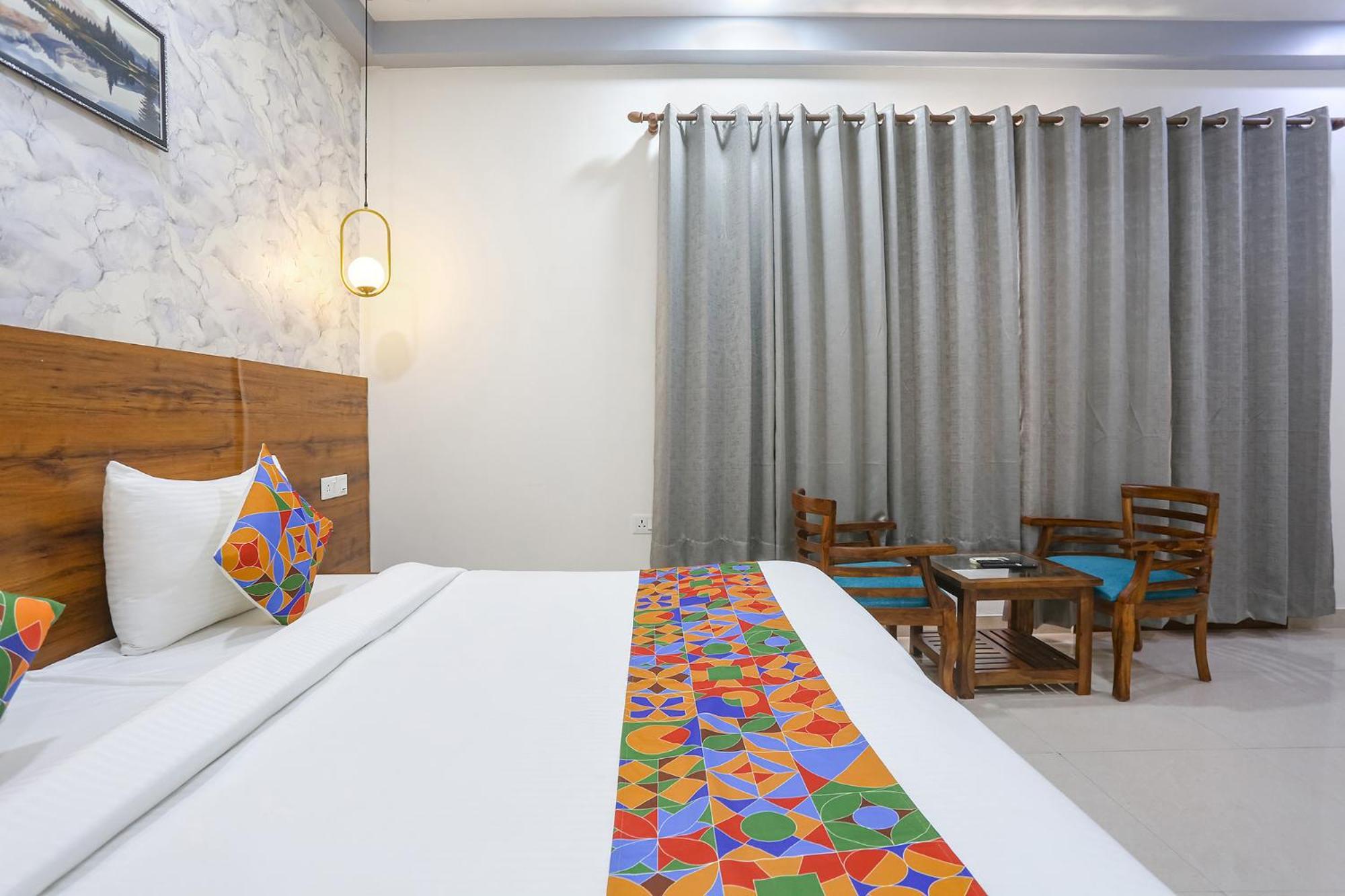 Fabhotel New Journey Hospitality Гургаон Екстериор снимка